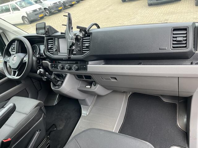 Volkswagen CRAFTER 35 2.0 TDI L3H3/L2H2 Werkplaatsinrichting Kastinrichting Servicewagen Omvormer Standkachel Airco Cruise controle Tekhaak 3000kg Camera Telefoonverbinding 1e eigenaar Dealer onderhouden Euro 6 Ex overheid