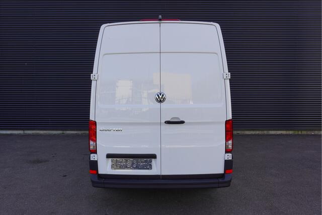 Volkswagen CRAFTER 140pk Automaat L3H3/L2H2 LED Apple Carplay Camera Navigatie Parkeersensoren ACC Cruise control