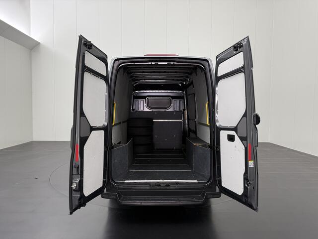 Volkswagen CRAFTER 2.0TDi 177PK L3H3 | Navigatie | Multimedia | 3-Zits | Airco