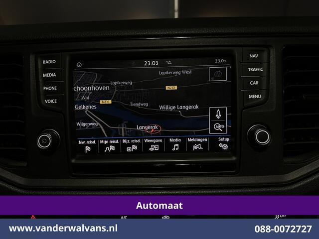 Volkswagen CRAFTER 2.0 TDI 141pk Automaat L3H3 L2H2 Euro6 Airco | Camera | Navigatie | Apple Carplay Android Auto, Chauffeursstoel, Parkeersensoren, Leder, Bijrijdersbank, 3000kg trekvermogen