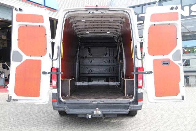 Volkswagen CRAFTER 2.0 TDI 177 | Aut. | L4H3/L3H2 | LED | Trekhaak | Cruise | Airco..
