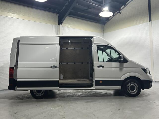 Volkswagen CRAFTER 2.0 TDI 140 pk L3H3 Navi, Camera, Cruise Control Airco, Laadruimte Pakket, PDC V+A, Geveerde Stoel, 3-Zits