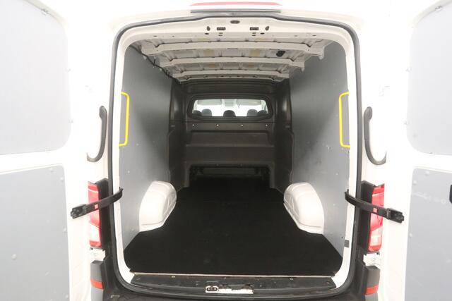 Volkswagen CRAFTER 2.0 TDI L3H2 140PK | Dubbele Cabine | Airco | Cruise | Parkeersensoren