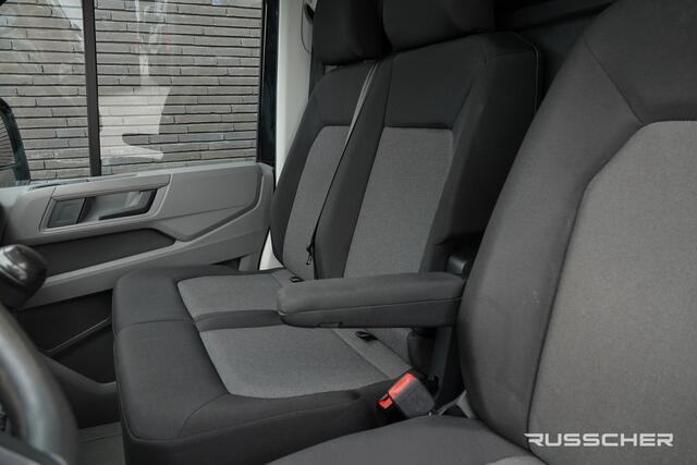 Volkswagen CRAFTER L3H3 | 2.0Tdi 102Pk | Achteruitrijcamera | Sidebars | 17'' | Deep Black