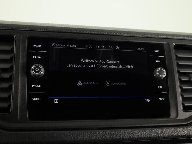 Volkswagen CRAFTER 35 2.0 TDI L3H3 Highline EURO VI 140 pk Automaat | Navigatie | Trekhaak | Parkeersensoren | Achteruitrijcamera | Cruise control |