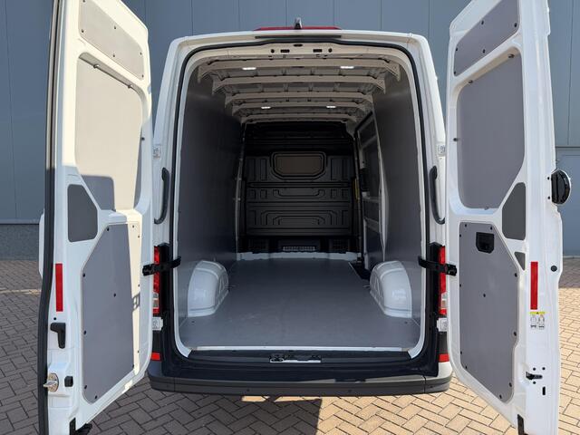 Volkswagen CRAFTER 30 2.0 TDI L3H3 Highline BPM VRIJ