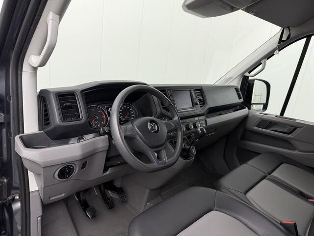 Volkswagen CRAFTER 2.0TDI 177PK L3H3 Highline | Leder | 3000Kg Trekhaak | Navigatie | Camera | Airco | Cruise | Betimmering