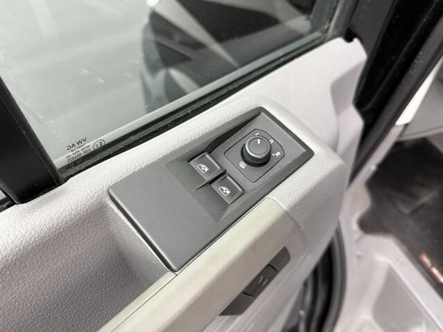 Volkswagen CRAFTER 2.0TDI 177PK DSG Automaat Bakwagen+Valklep | 4,40 Laadlengte | Navigatie | Camera | Airco | Zijdeur