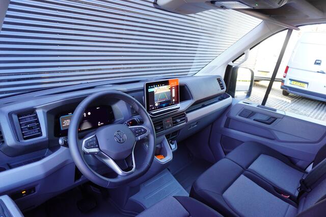 Volkswagen CRAFTER 140pk Automaat Facelift L3H3/L2H2 Apple Carplay Camera Parkeersensoren Cruise control Digitaal Dashboard