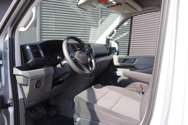 Volkswagen CRAFTER 35 2.0 TDI 164PK L4 BAKWAGEN MET LAADKLEP, NAVI, CRUISE, LED, 1000KG LAADKLEP, DAB, GEVEERDE STOEL, VOORRUITVERWARMING
