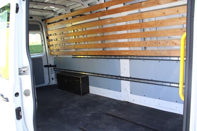 Volkswagen CRAFTER 35 2.0 TDI L4H4 Highline | Euro6 ideaal voor camperombouw | Navi full map | PDC V+A | Houten laadvloer | Cruise control | Airco