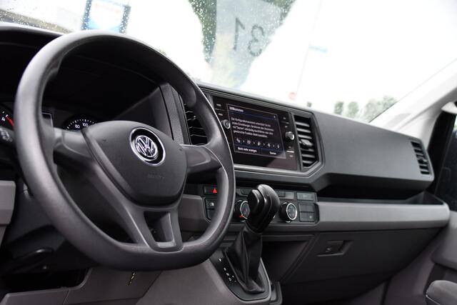 Volkswagen CRAFTER 35 2.0 TDI L3H3 Black Edition Camera, Carplay, LED, 177pk, Automaat, Standkachel, Geveerde stoel, Uniek!