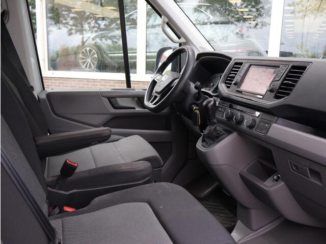 Volkswagen CRAFTER 35 2.0 TDI 140 PK DSG L4H3 + 3000 KG TREKHAAK | CAMERA | CARPLAY | NAVIGATIE