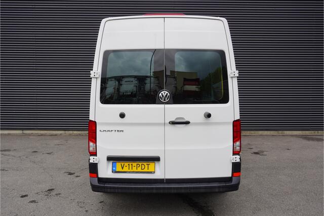 Volkswagen CRAFTER 35 140 PK L3H3 Airco PDC 270 Graden Deuren