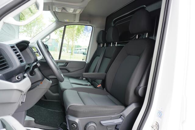 Volkswagen CRAFTER 35 140pk Automaat L3H2/L2H1 Apple carplay Camera Navigatie ergoComfort geveerde bestuurdersstoel