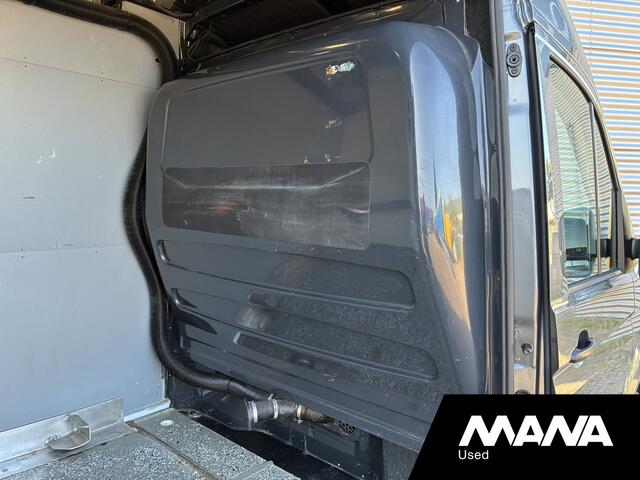 Volkswagen CRAFTER 35 2.0 TDI L3H3 177pk LED Automaat ClimaControl Cruise Carplay