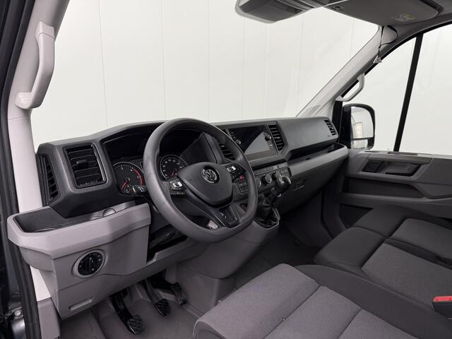 Volkswagen CRAFTER 2.0TDI 140PK L3H2 Exclusive Edition Imperiaal | Trekhaak | Led | Navigatie | Camera | 3-Zits | Airco | Cruise