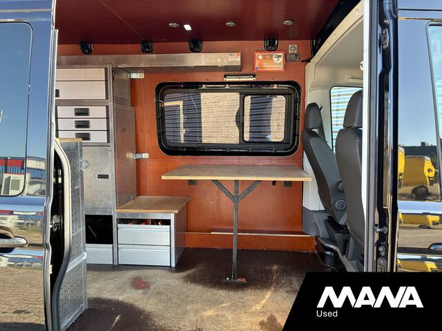 Volkswagen CRAFTER 35 2.0 TDI L3H3 Automaat Standkachel Cruise Carplay Navi Airco