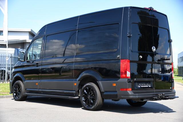 Volkswagen CRAFTER 35 2.0 TDI L3H3 RWD Black Edition Camera, Adaptieve Cruise, 3500kg Trekhaak, Automaat, LED, Geveerde stoel, 164pk, Massage stoel, Uniek!