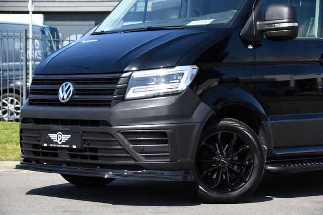 Volkswagen CRAFTER 35 2.0 TDI L3H3 RWD Black Edition Camera, Adaptieve Cruise, 3500kg Trekhaak, Automaat, LED, Geveerde stoel, 164pk, Massage stoel, Uniek!