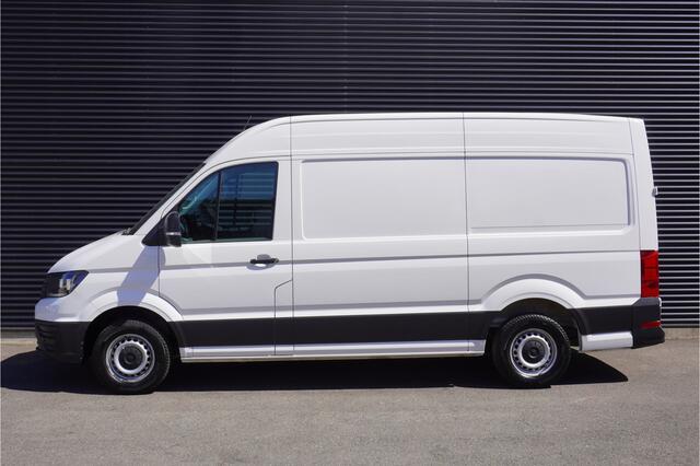 Volkswagen CRAFTER Facelift 140pk Automaat L3H3/L2H2 Apple Carplay Parkeersensoren digitaal Dashboard 3-Zits Cruise control