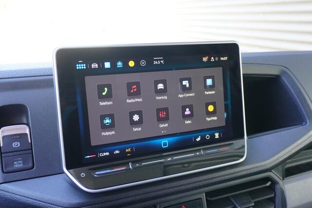 Volkswagen CRAFTER Facelift 140pk Automaat L3H3/L2H2 Apple Carplay Parkeersensoren digitaal Dashboard 3-Zits Cruise control