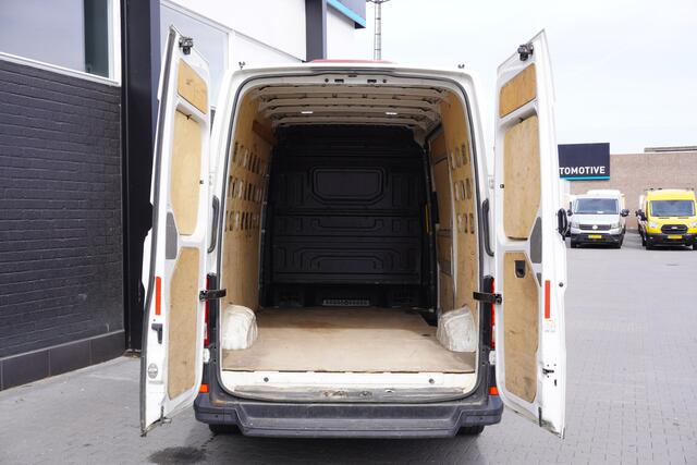Volkswagen CRAFTER 2.0 TDI L3H3 4Motion EURO 6 - Airco - Cruise - PDC - €21.950,- Excl.