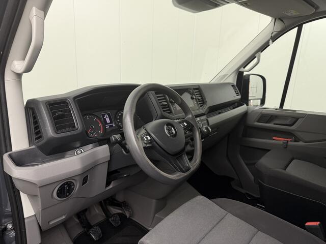 Volkswagen CRAFTER 2.0TDI 140PK L3H3 Highline | Navigatie | Camera | Multimedia | Airco | Betimmering