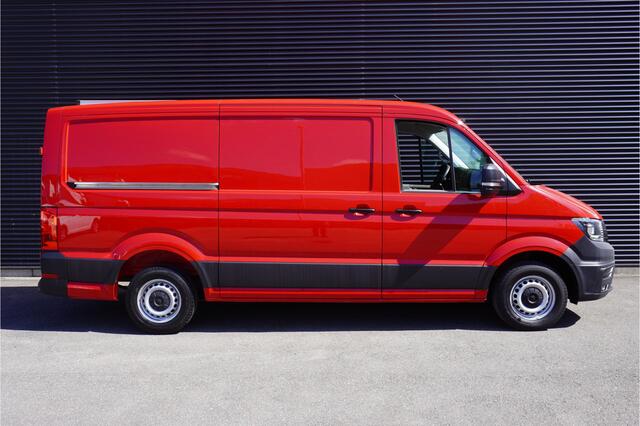 Volkswagen CRAFTER 140pk L3H2/L2H1 Trekhaak Camera 3-Zits Radio Bluetooth Euro6