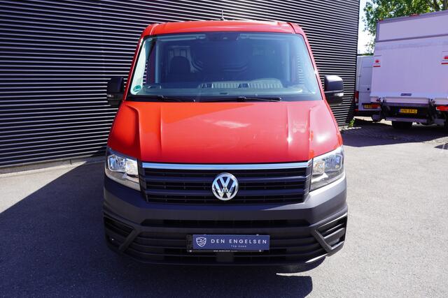 Volkswagen CRAFTER 140pk L3H2/L2H1 Trekhaak Camera 3-Zits Radio Bluetooth Euro6
