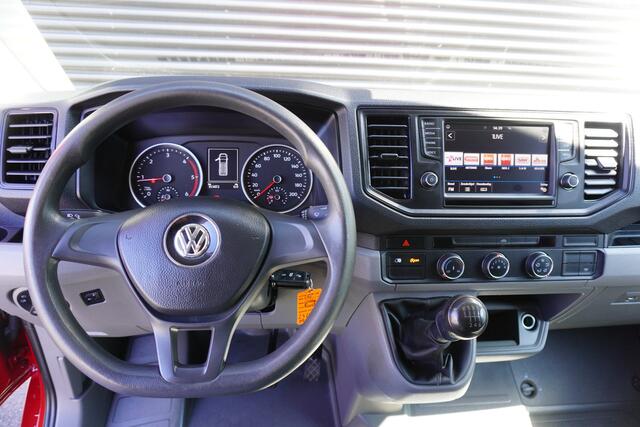 Volkswagen CRAFTER 140pk L3H2/L2H1 Trekhaak Camera 3-Zits Radio Bluetooth Euro6