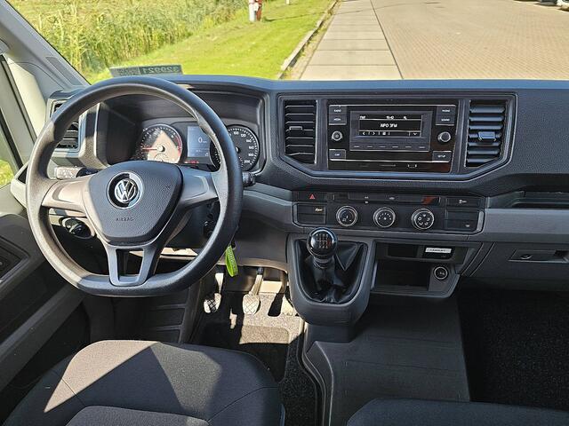 Volkswagen CRAFTER 35 2.0 TDI L4 Trendline Cruise control, Airco, Gesloten laadbak, Dhollandia laadklep, Zijdeur, Spoiler