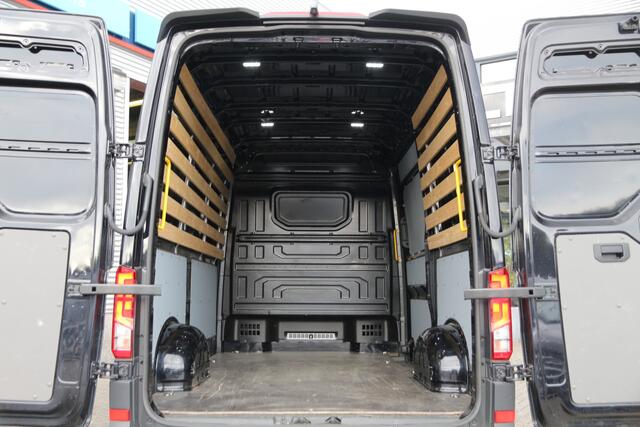 Volkswagen CRAFTER 2.0 TDI 177 | Aut. | Exclusive | L3H3 | Massage | Cruise | Airco..