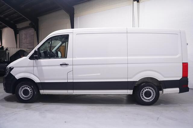 Volkswagen CRAFTER 2.0 TDI 140 pk L3H2 Lang / Laag Airco, Navi Airco, Deuren met Ramen, DAB+, PDC V+A, 3-Zits