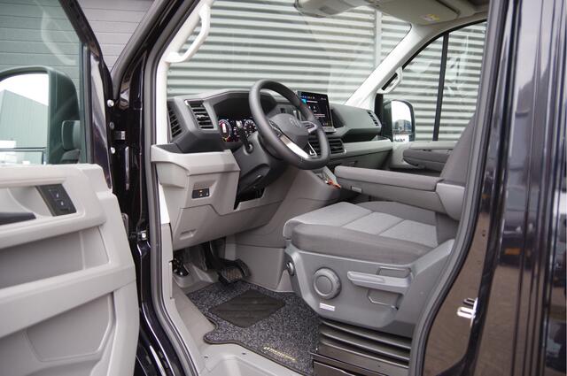 Volkswagen CRAFTER 35 2.0 TDI L3H3(L2H2) AUT. 3-ZITS, FACELIFT, BETIMMERING, CAMERA, GEV. STOEL, CRUISE, LEDER STUUR, CLIMA