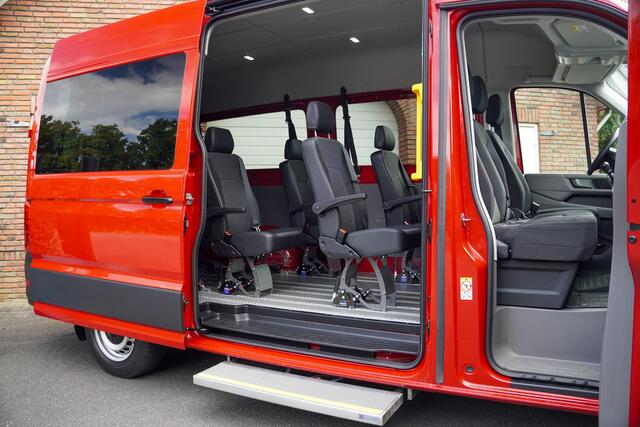 Volkswagen CRAFTER 2.0 TDI 140 PK L3H3 Rolstoelbus