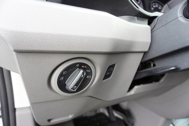 Volkswagen CRAFTER 180pk Automaat 4x4 4Motion L3H3/L2H2 Apple Carplay Trekhaak Camera Parkeersensoren Navigatie Cruise control Imperiaal