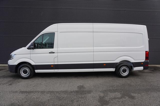Volkswagen CRAFTER 177pk L4H3/L3H2 Facelift LED Apple Carplay Camera Parkeersensoren Trekhaak Digitaal Dashboard