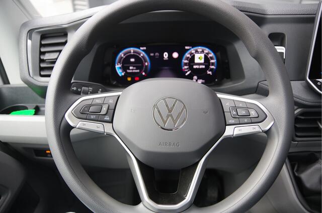 Volkswagen CRAFTER 50 2.0 TDI L4, N1! DUBBELLUCHT OPEN LAADBAK, 3.5T TREKHAAK, FACELIFT, CAMERA, PARKEERSENSOREN, CARPLAY, CLIMA, NL AUTO, NAP, PICK-UP, OPENLAADBAK, PICK UP