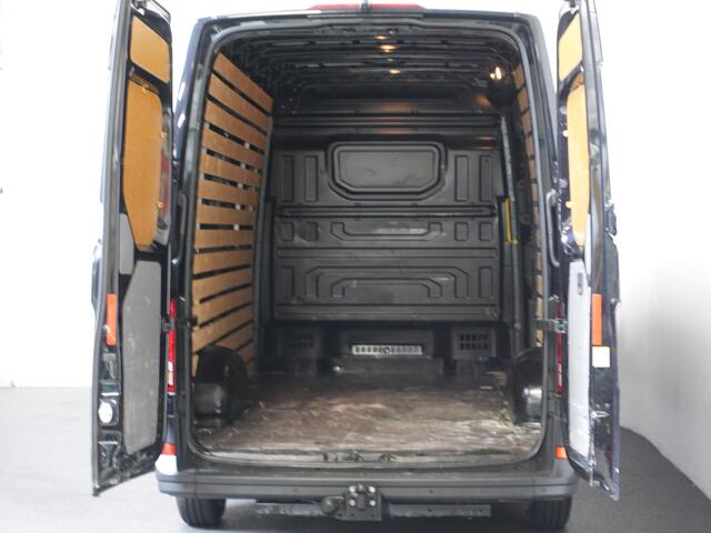 Volkswagen CRAFTER 2.0 TDI 177pk Automaat L3H3 / L2H2 Highline Airco Apple Carplay Adaptive Cruise Control Camera Trekhaak