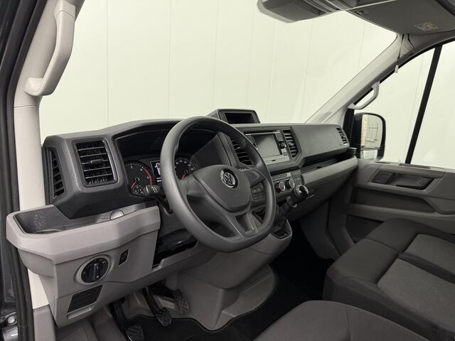 Volkswagen CRAFTER 2.0TDi 140PK L3H3 | Trekhaak 3000Kg | Multimedia | Camera | Airco | Cruise | 3-Zits
