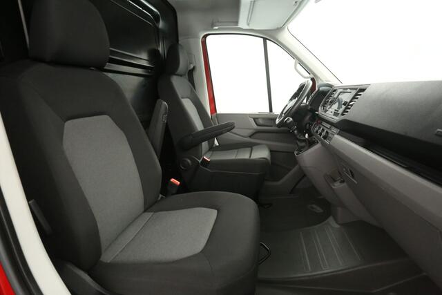 Volkswagen CRAFTER 2.0 TDI L3H2 140PK | Airco | Carplay | Kasten | Parkeersens. | Schuifdeur