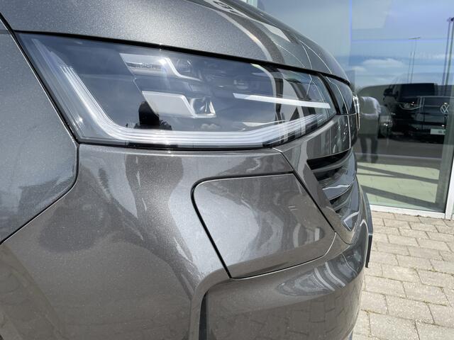 Volkswagen E-Transporter 32 L2H1 Style 64 kWh | 286 PK | Trekhaak | App Connect | Camera