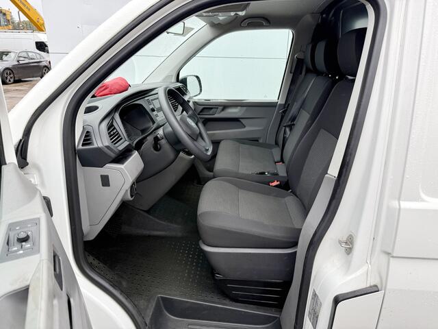 Volkswagen E-Transporter 113PK 138KM WLTP 37,3kWh 100% Elektrisch ABT E-transporter 3 Stoelen Airco Parkeersensoren voor achter