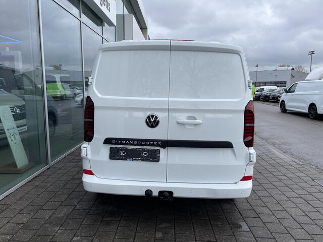 Volkswagen E-Transporter L2 Style 218PK | Trekhaak | App Connect | 3 Zits | Assistentie Pakket Premium