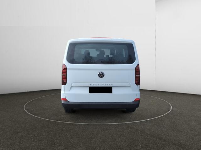 Volkswagen E-Transporter Caravelle L1H1 64 kWh 218 PK 9 zitter 51.500 inclusief BTW