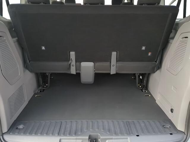 Volkswagen E-Transporter Caravelle L1H1 64 kWh 218 PK 9 zitter 51.500 inclusief BTW