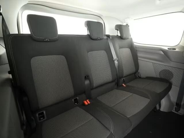 Volkswagen E-Transporter Caravelle L1H1 64 kWh 9 personen 47.190 incl BTW LED Camera Carplay