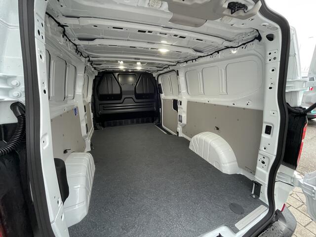 Volkswagen E-Transporter 34 L2H1 Life 218PK