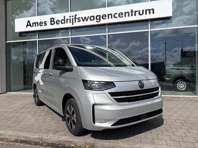 Volkswagen E-Transporter Caravelle L1 Life 64 kWh 136 Pk | 9 Persoons | Achteruitrijcamera | Warmtepomp | Prijs is INCL BTW & BPM Carplay/Android auto | Parkeersensoren | Prijs is INCL BTW & BPM